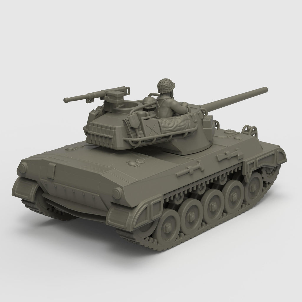 Recreate WWII battles with this detailed M18 Hellcat tank. Ideal for dioramas, tabletop war games, and military miniature collectors.