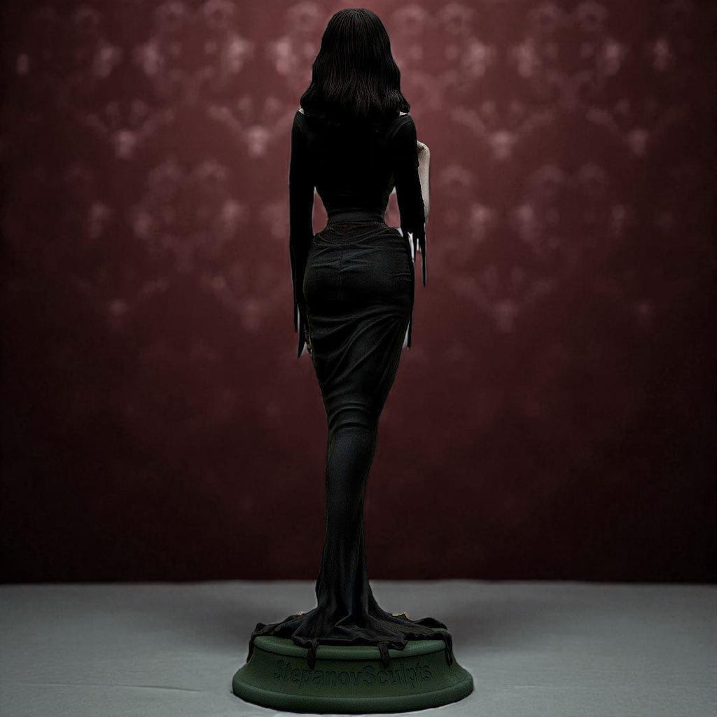 The Vampire Lady Statue | Various Sizes & Finishes