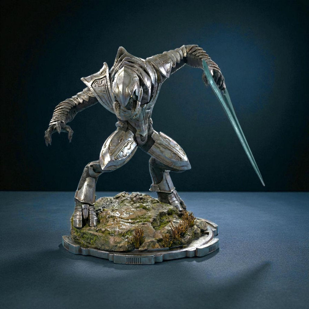Arbiter Elite Figurine: Detailed Warrior with Twin Plasma Blades | Various Sizes & Finishes